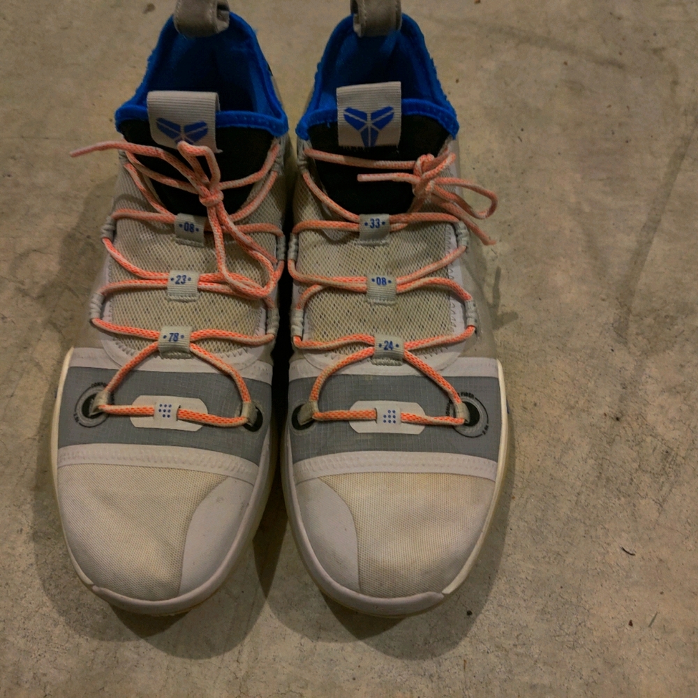nike kobe ad exodus moon particle